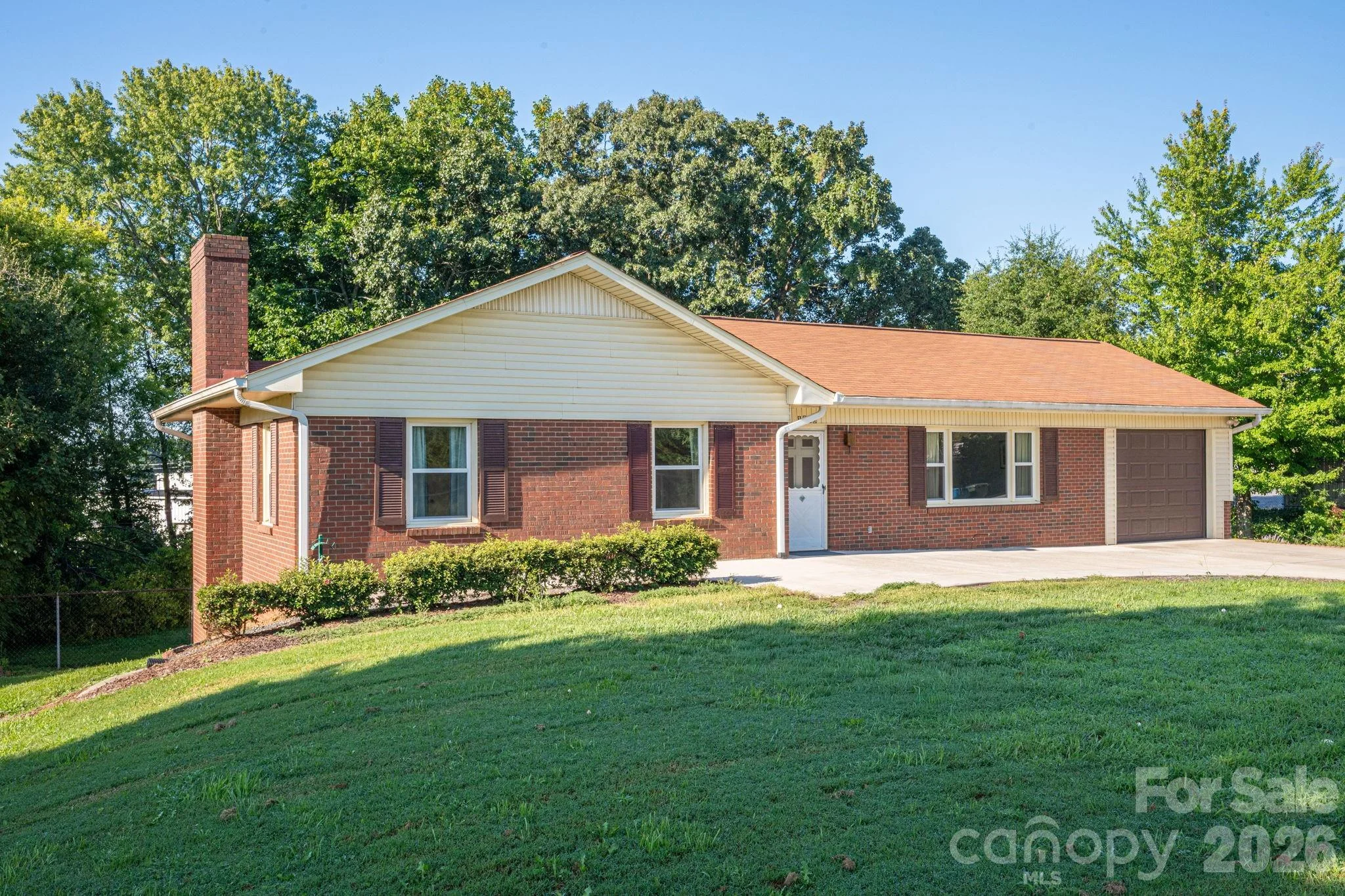 1306 11th Avenue SE, Hickory, NC, 28602