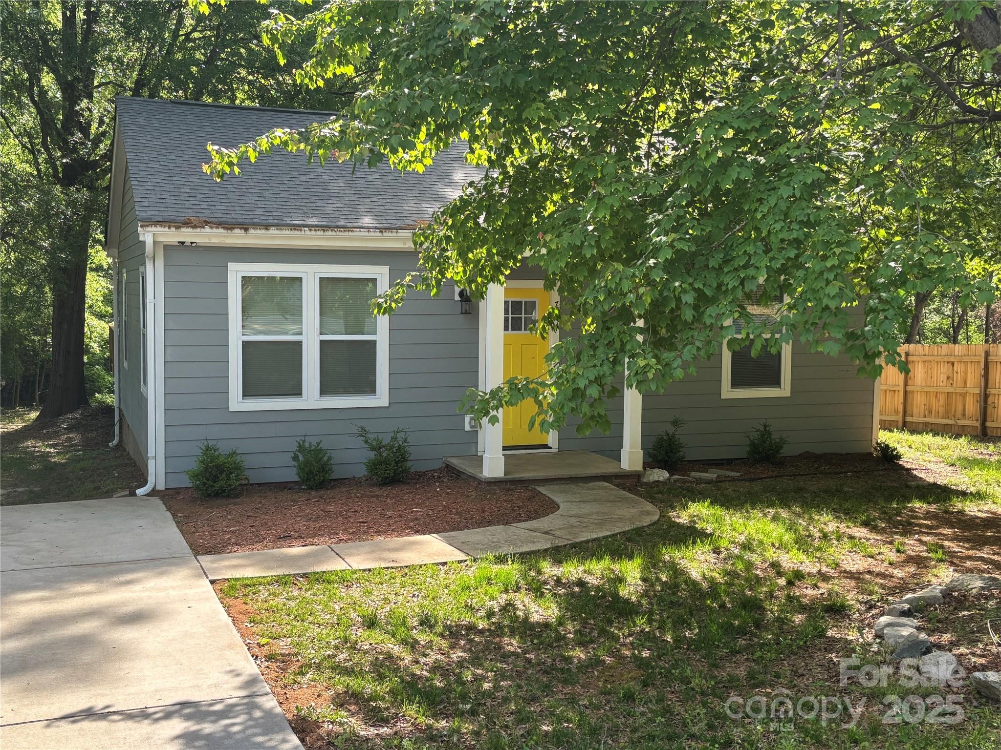 704 Guinn Street