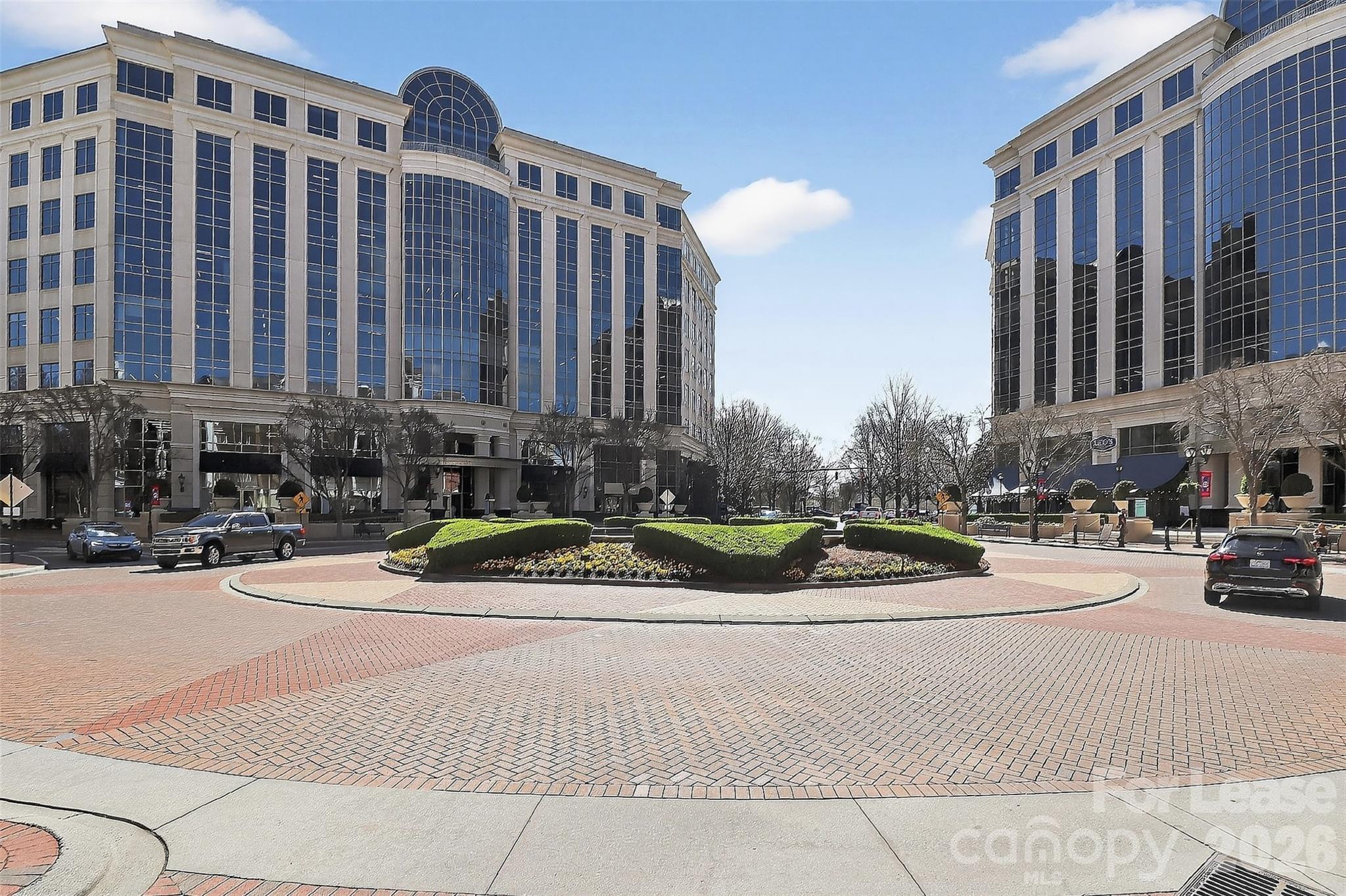 4620 Piedmont Row Drive 714