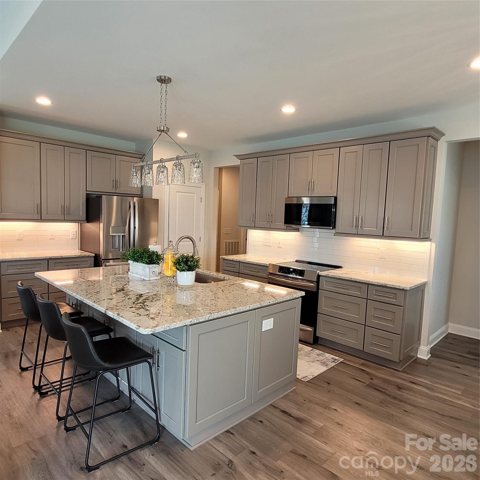 5118 Regents Park Drive