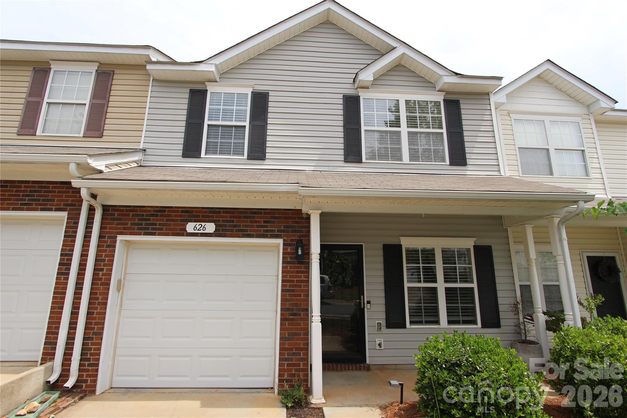 626 Fountain Court