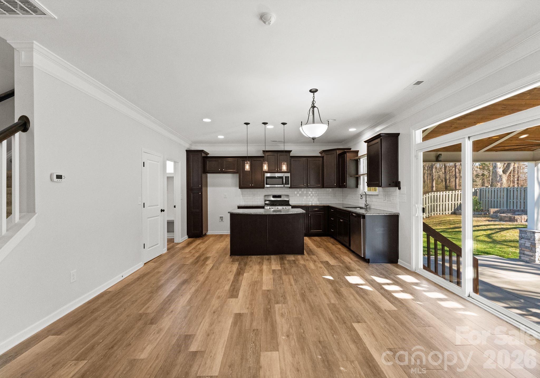 2237 Balting Glass Drive