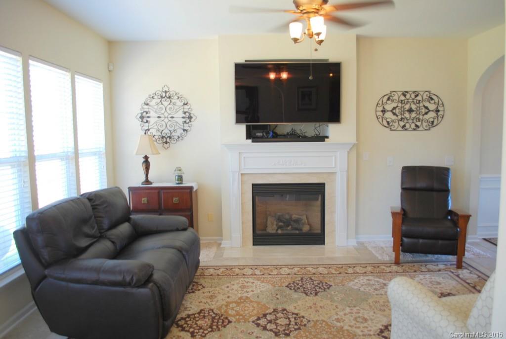 Ridge Pointe - Residential