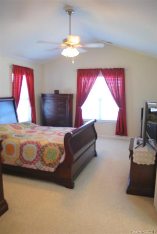 Ridge Pointe - Residential