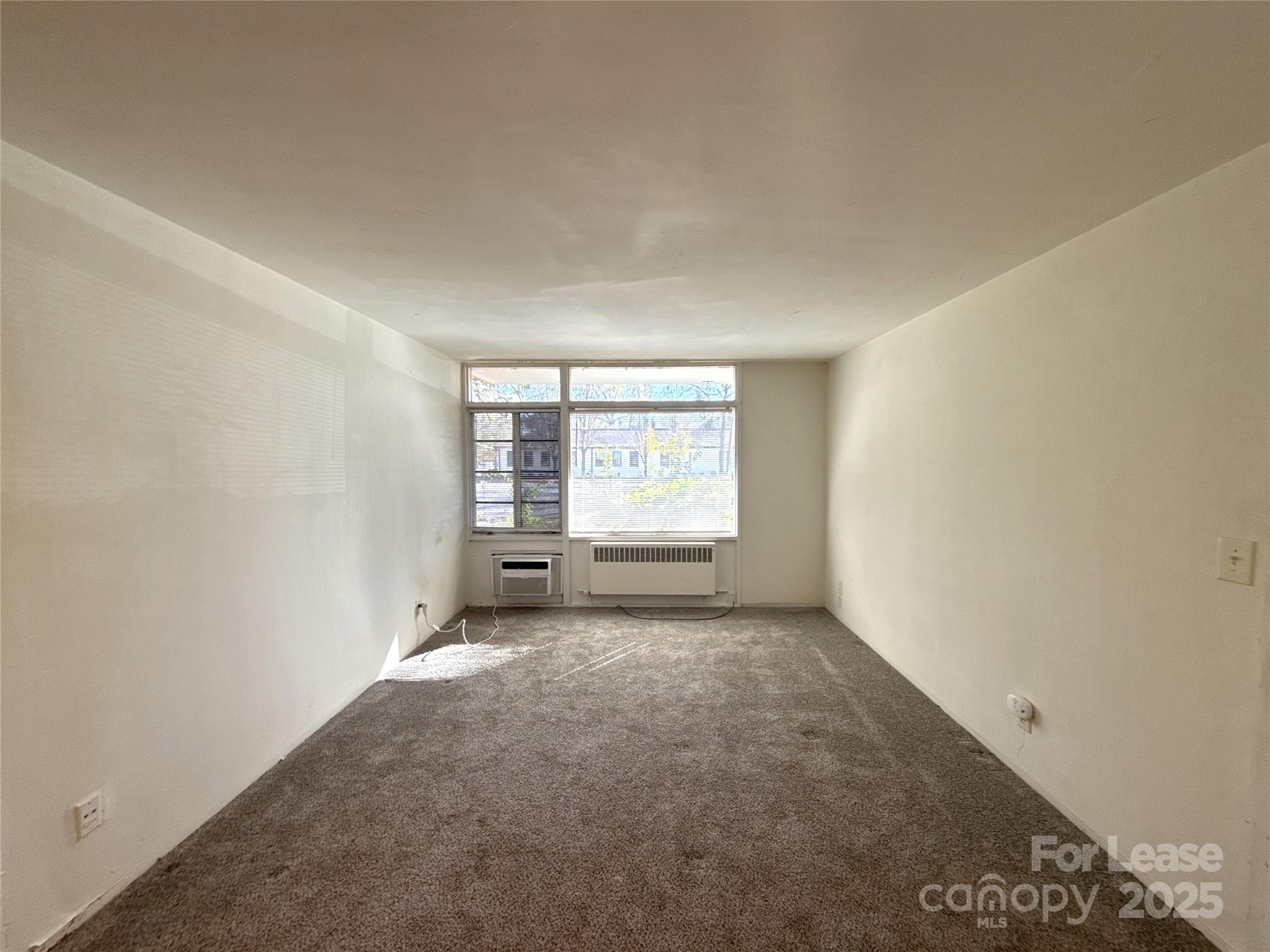 2126 E 7th Street 103