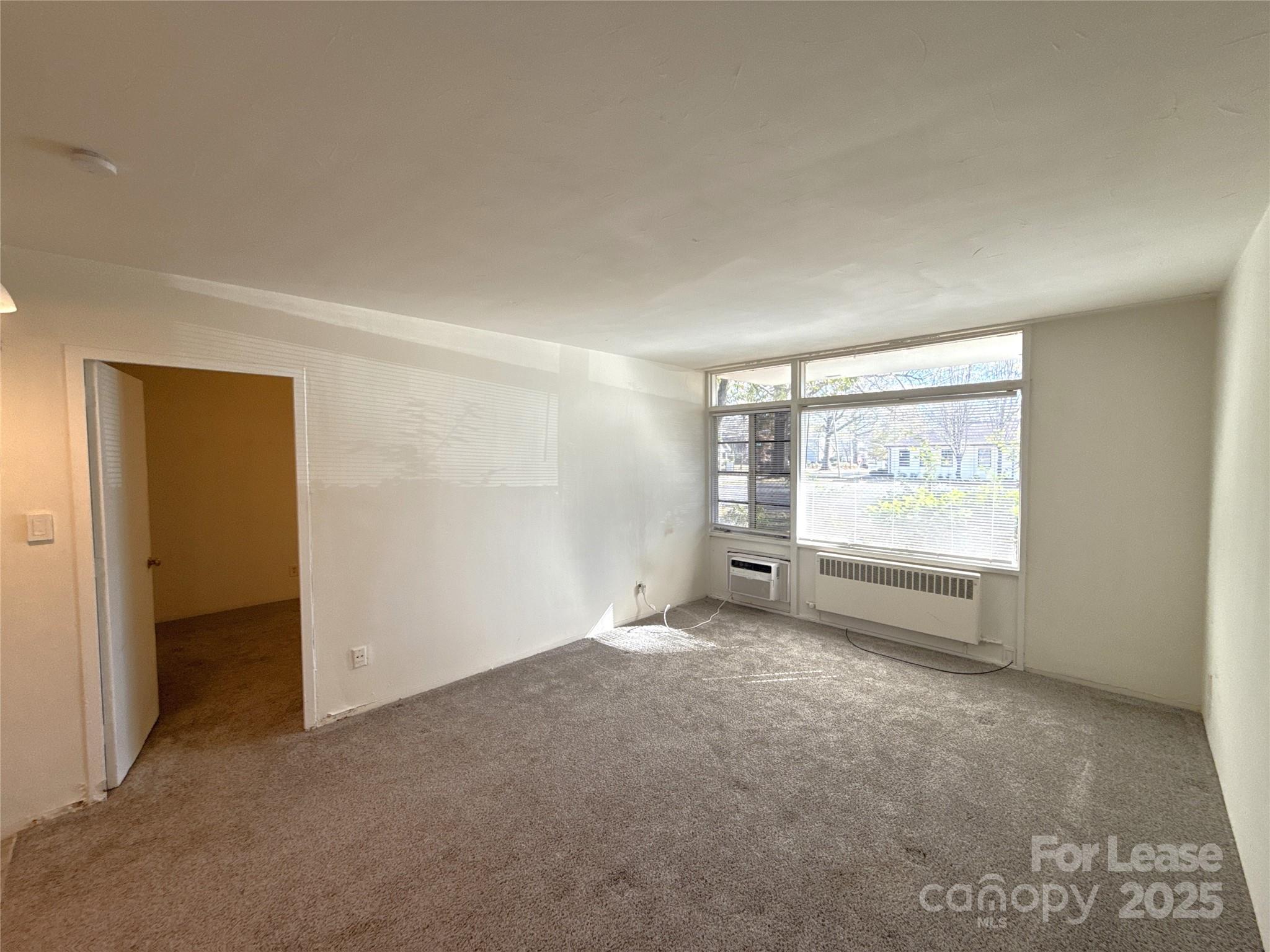 2126 E 7th Street 103