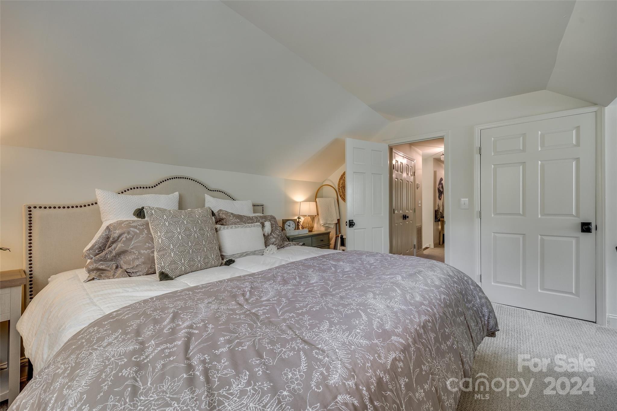 River Hills - Residential