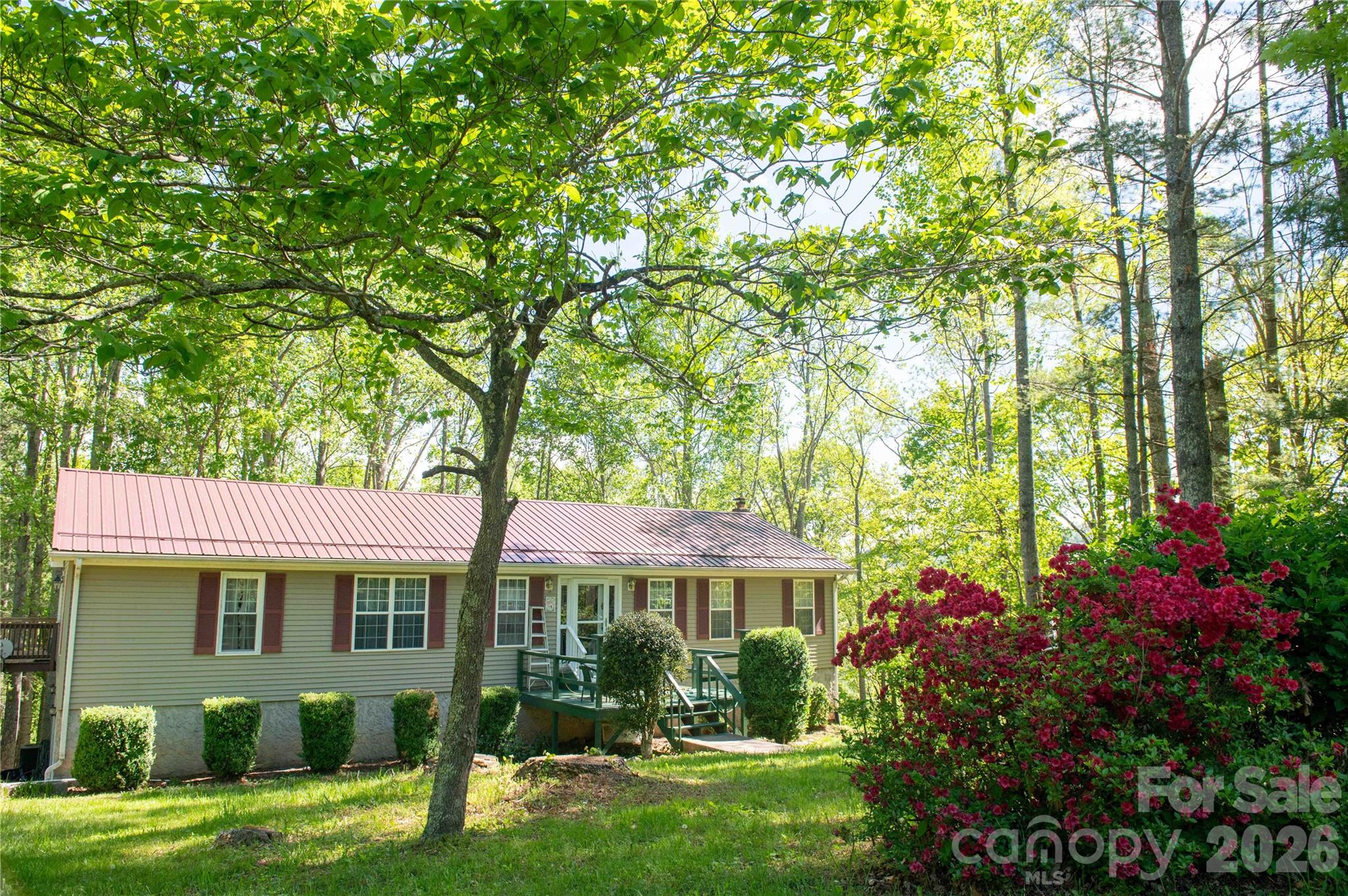 120 Powderhorn Drive