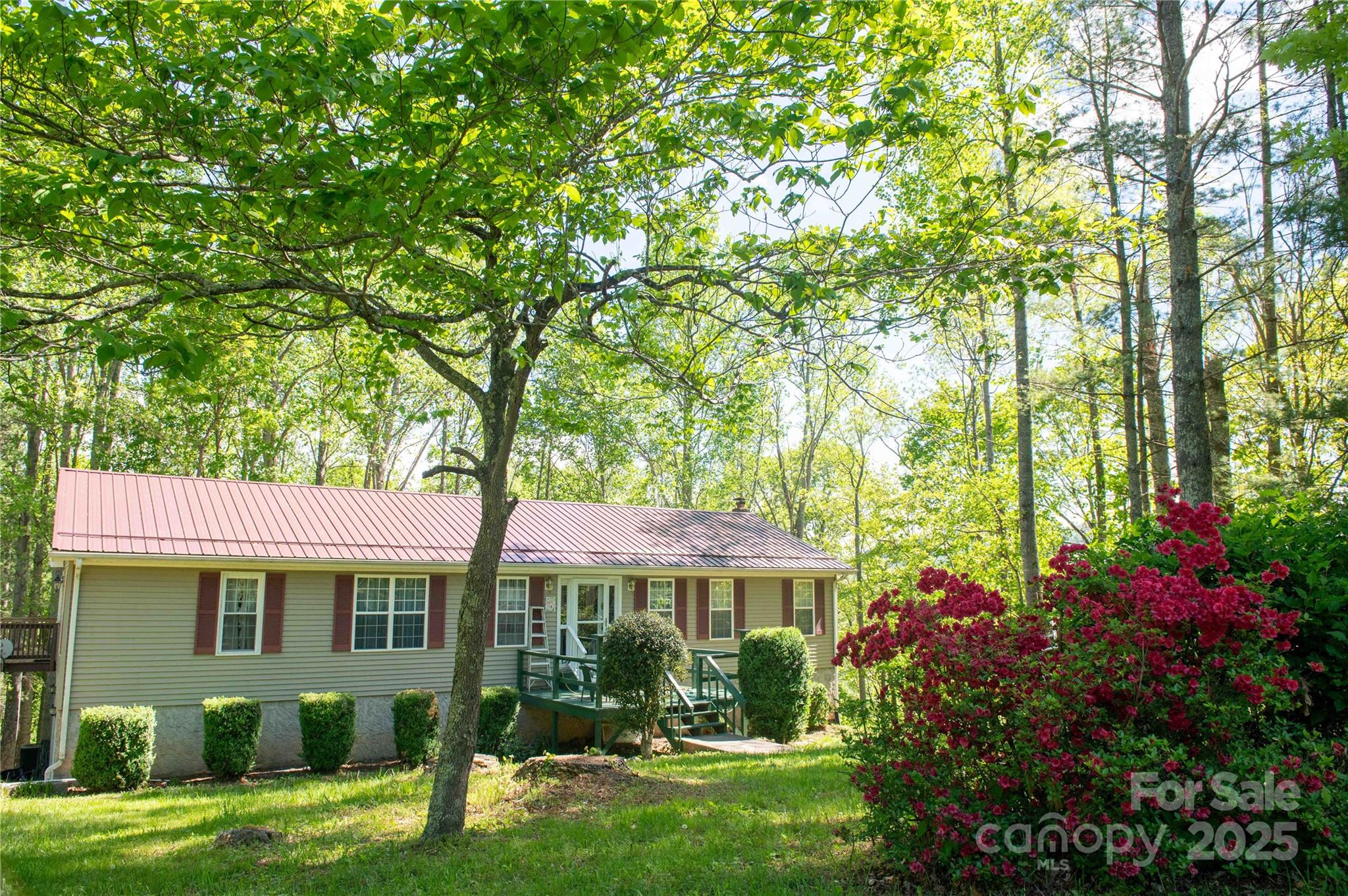 120 Powderhorn Drive