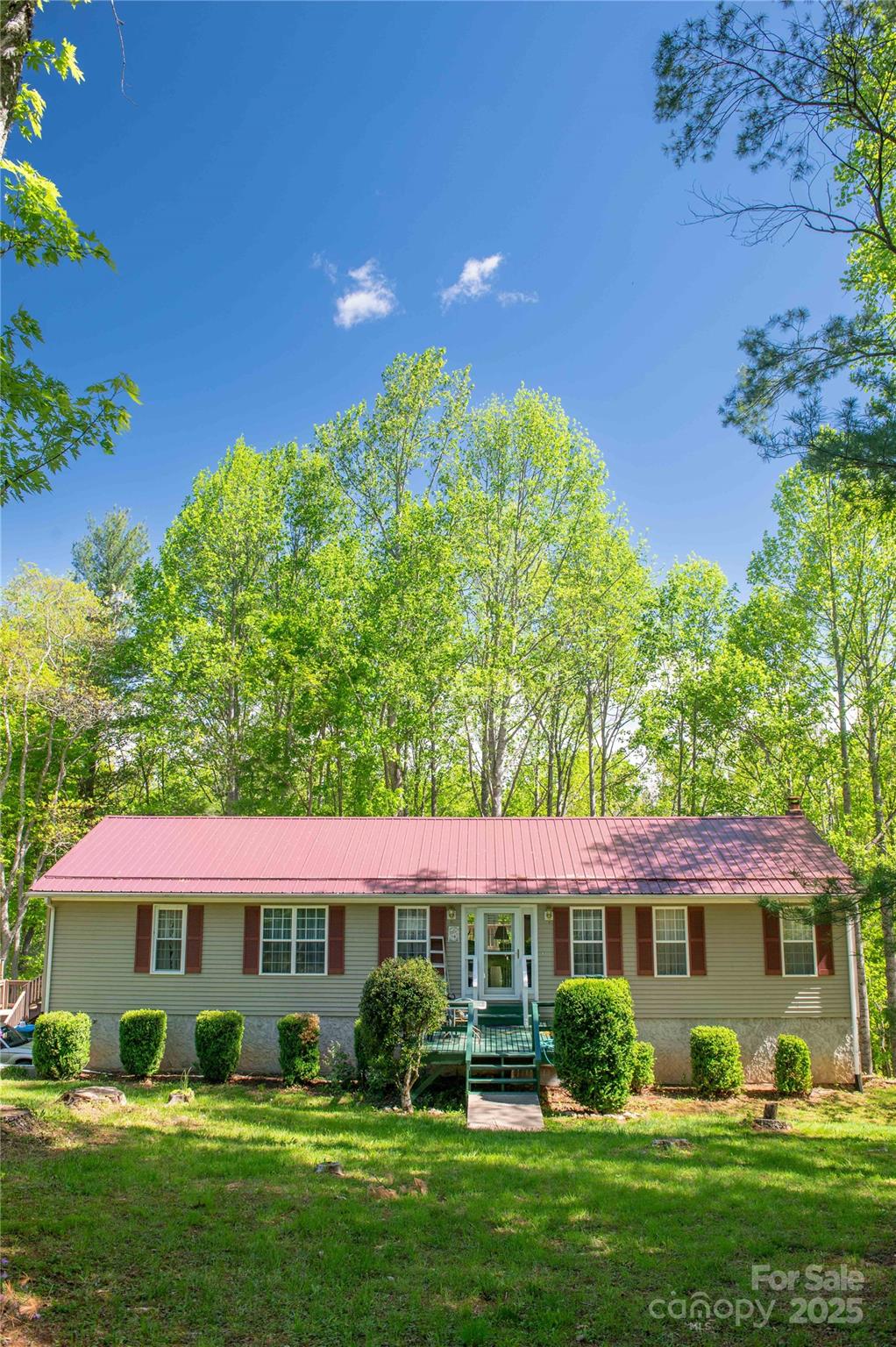 120 Powderhorn Drive