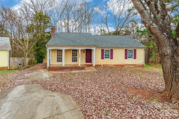 3552 BRAEWICK PL, CHARLOTTE, NC 28227 - Image 8047e7e77adec28f1036d6032bcbb57a/294044255