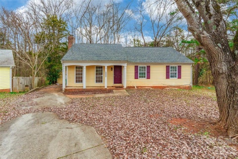 Photo of 3552 Braewick Place, Charlotte, NC 28227 (MLS # 4418697)
