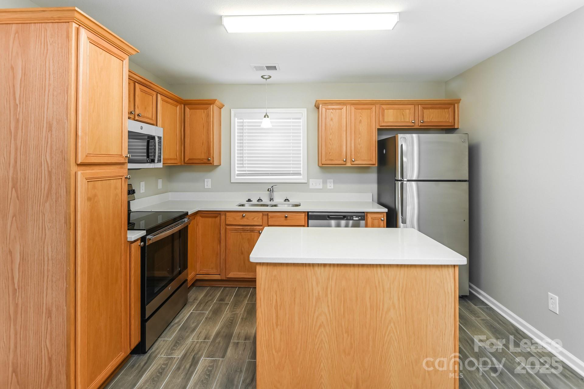 Kingstree - Residential Lease