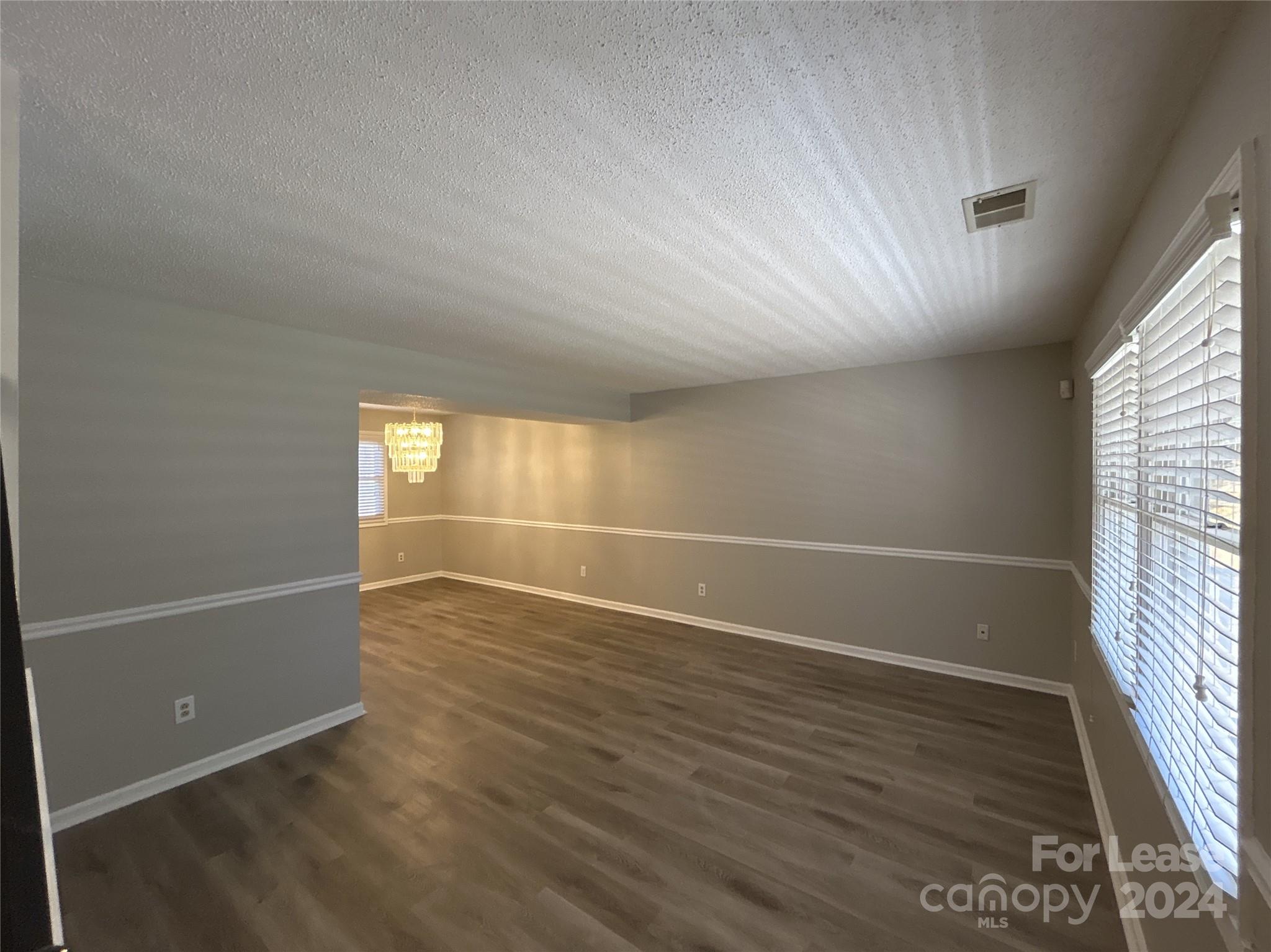 Shadow Lake - Residential Lease