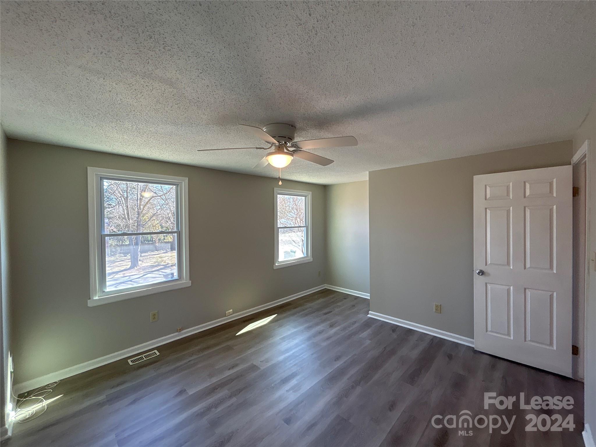 Shadow Lake - Residential Lease