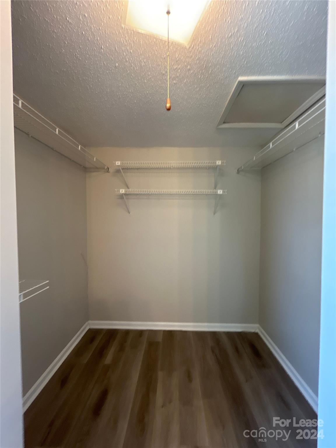 Shadow Lake - Residential Lease