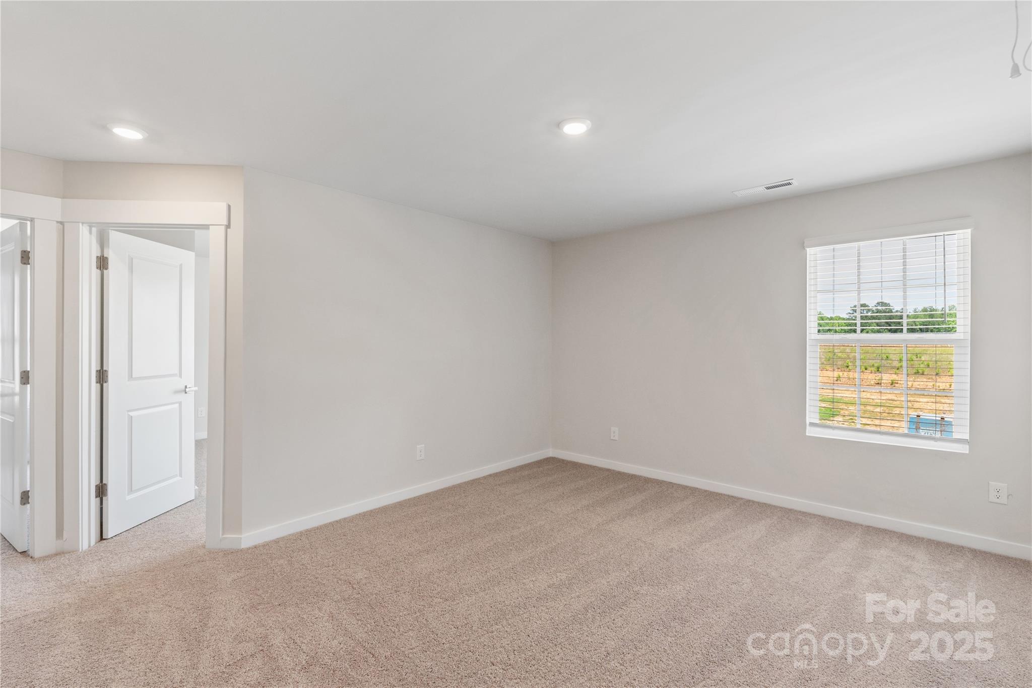 Knights Bridge - Residential