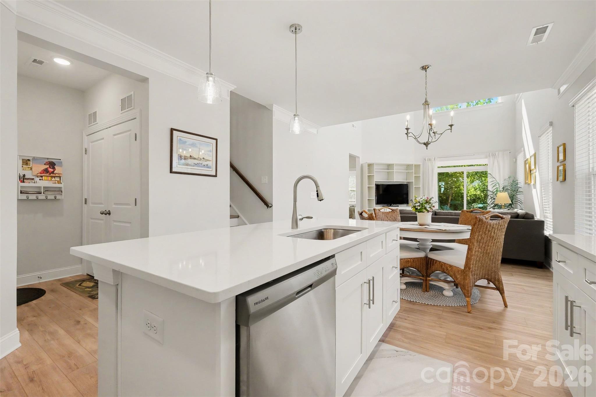 4159 Black Court