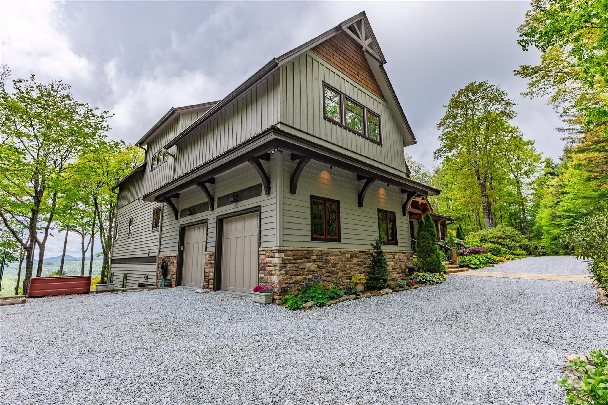264 Jocassee Trail