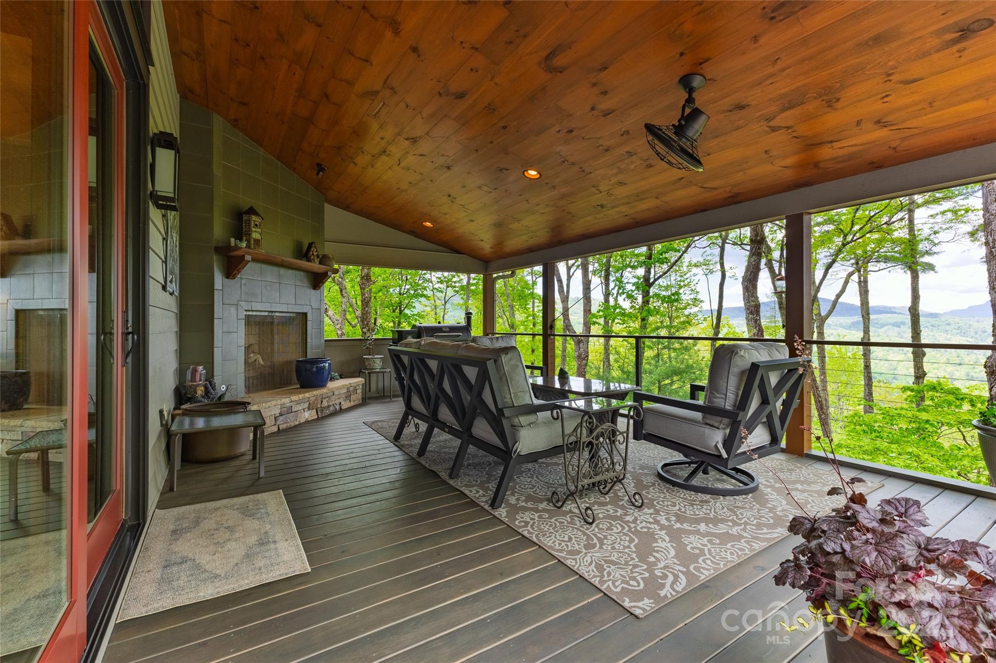 Whitewater Ridge - Residential