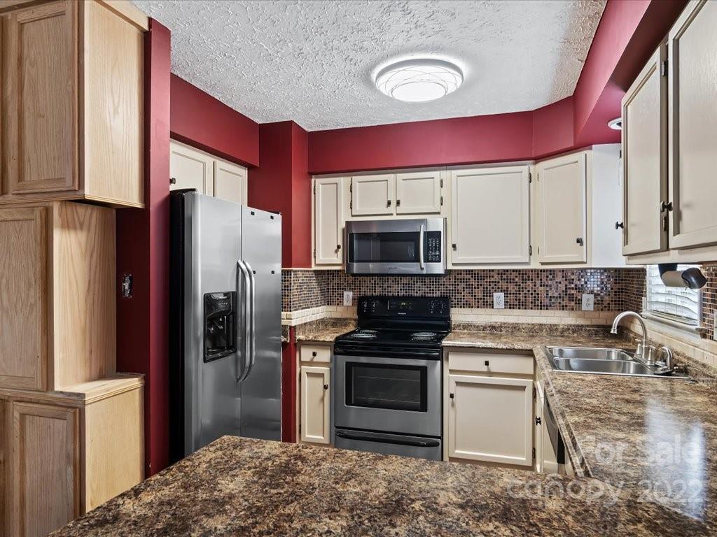 Fox Run Estates - Residential