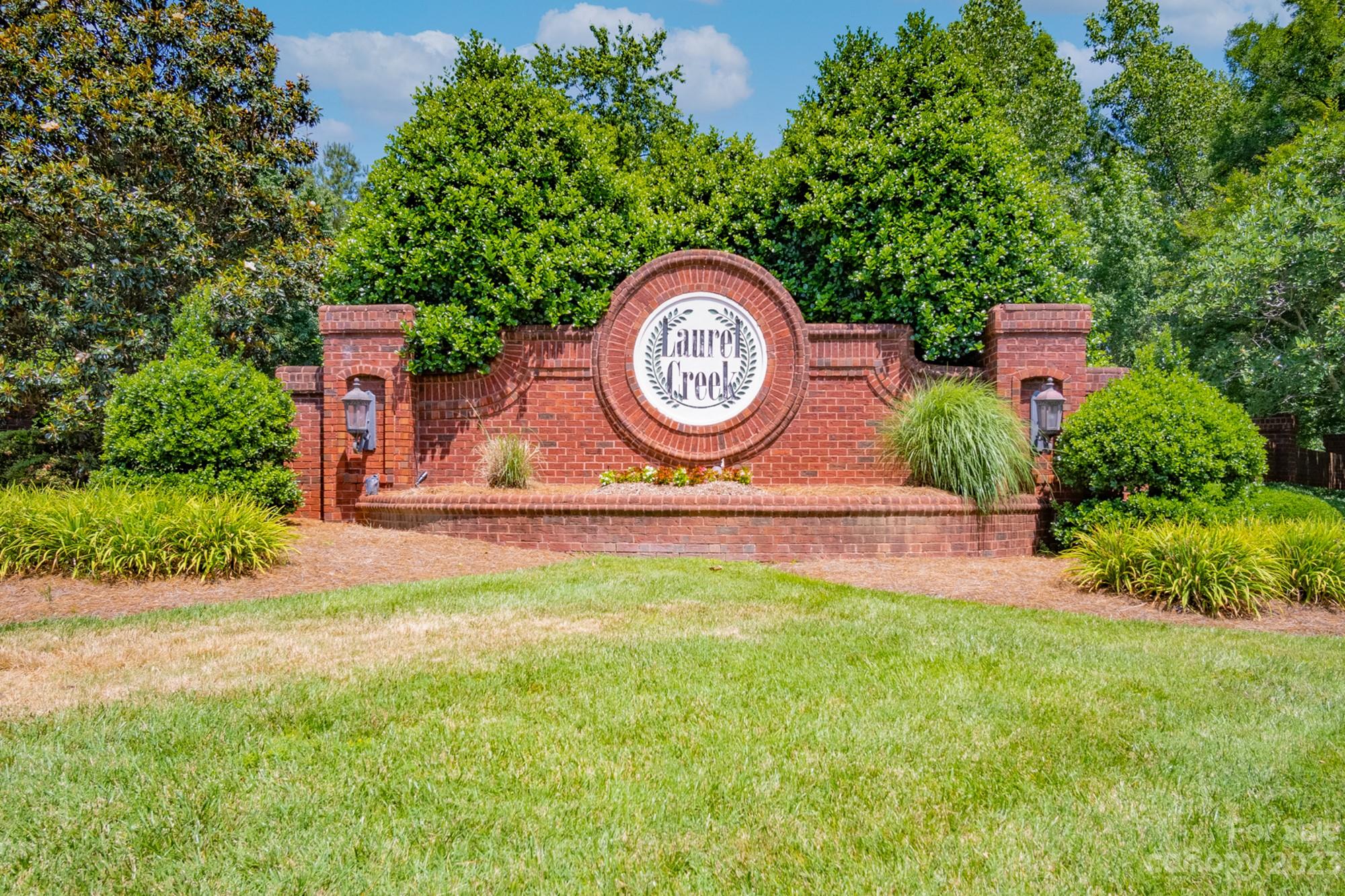 Laurel Creek - Residential