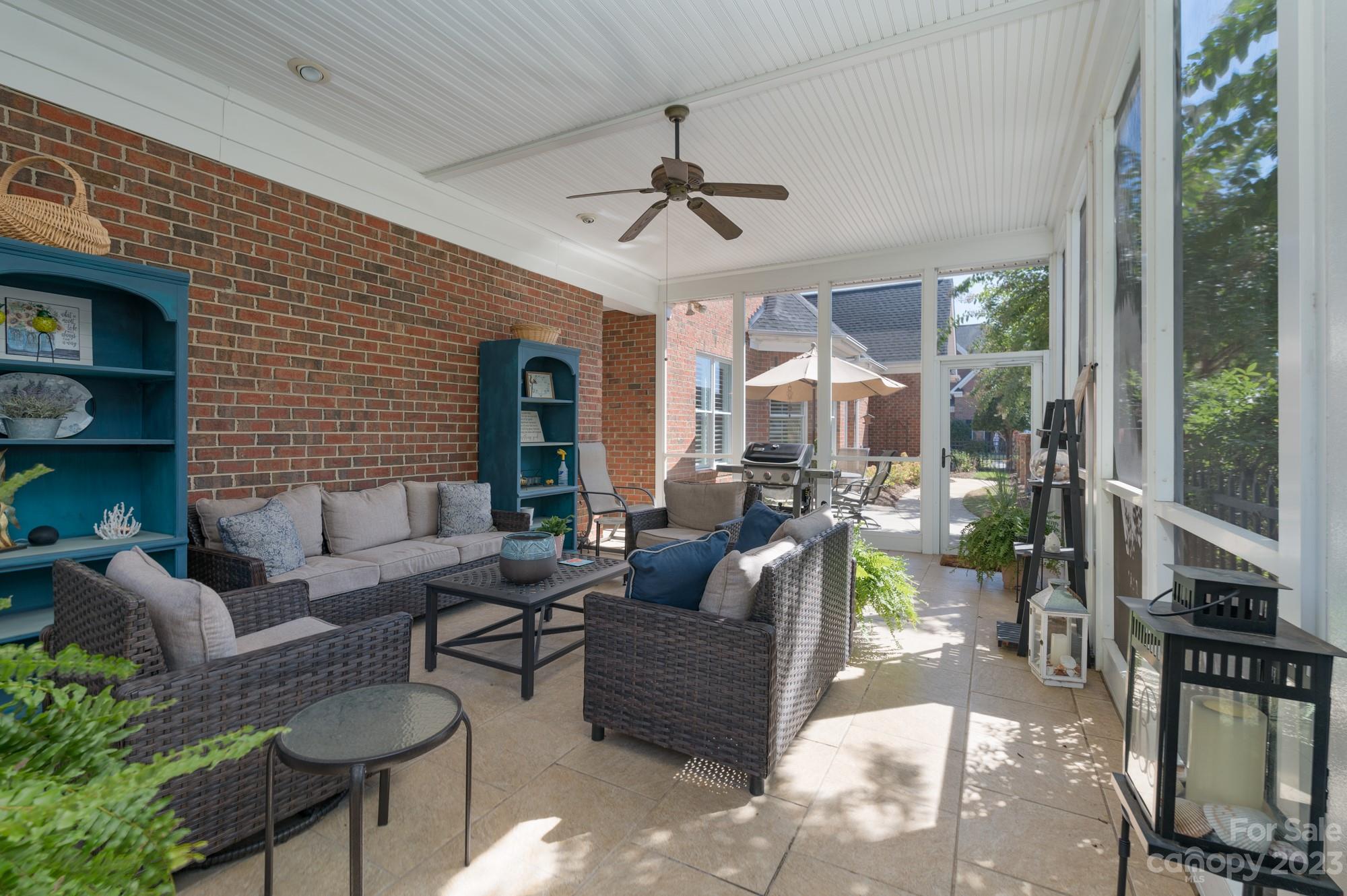 Laurel Creek - Residential