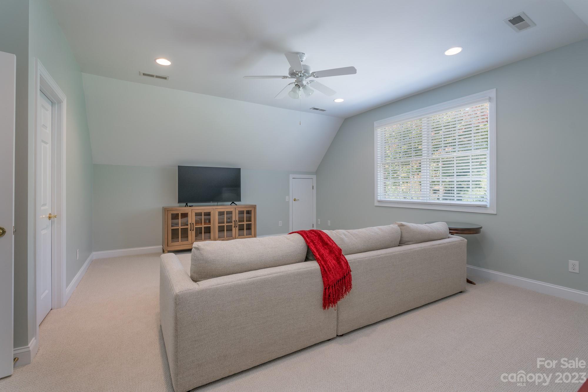 Laurel Creek - Residential