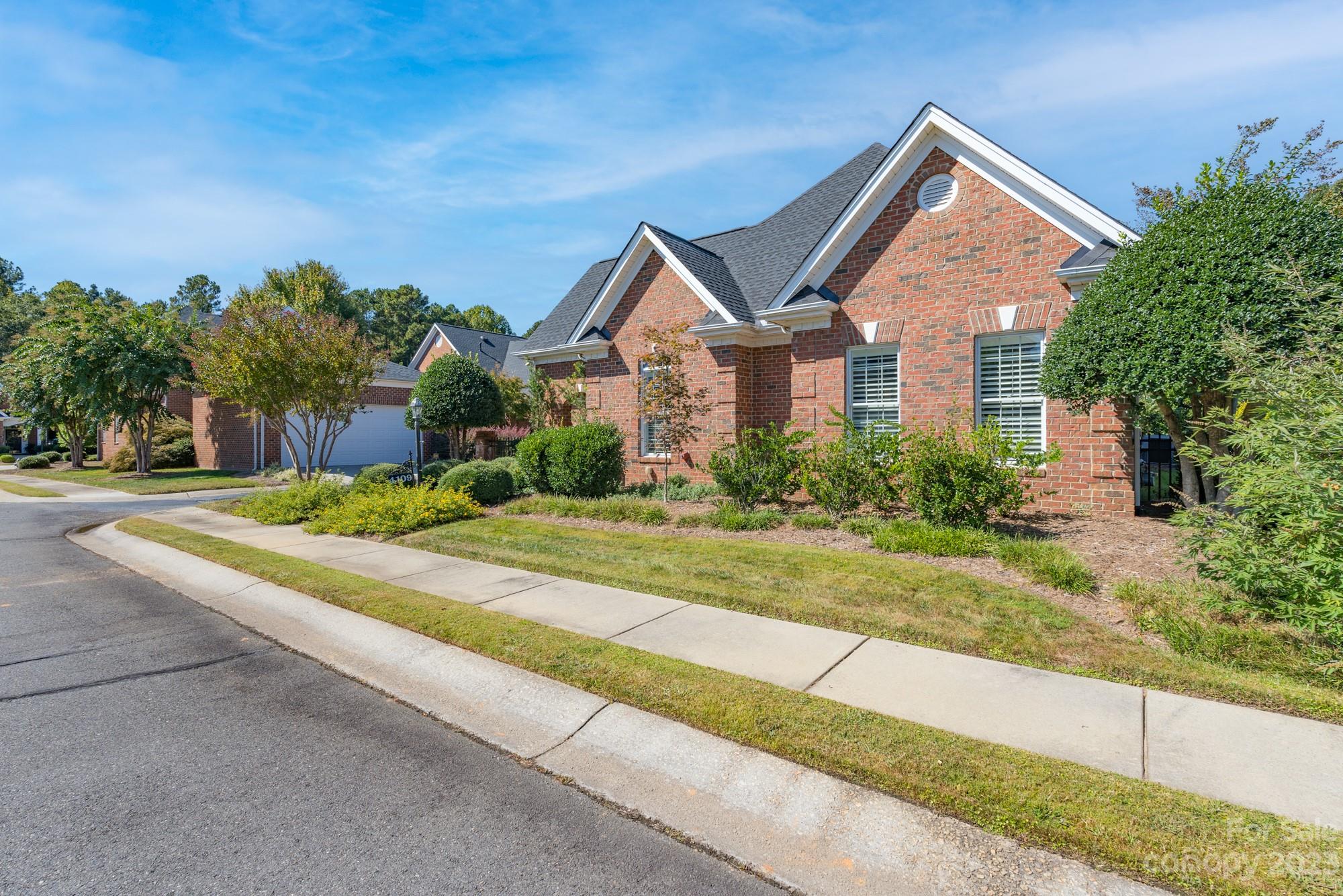 Laurel Creek - Residential