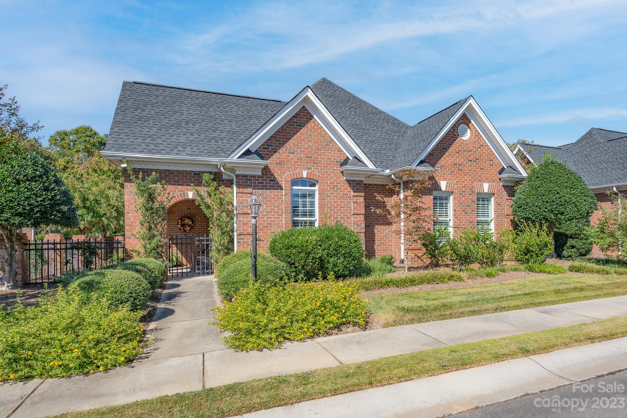 Laurel Creek - Residential