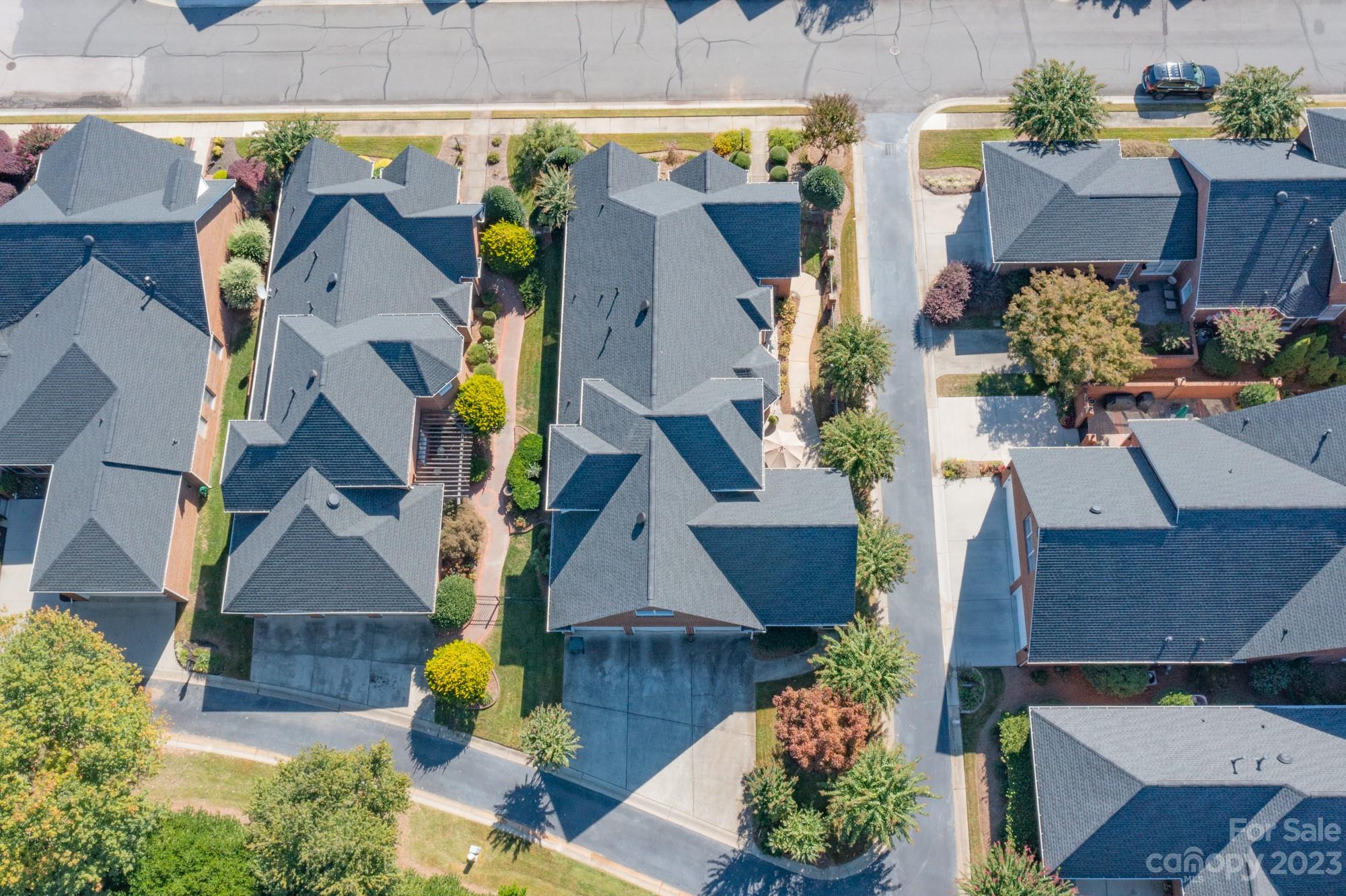 Laurel Creek - Residential