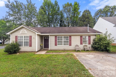 Photo of 182 Kristens Court Drive, Mooresville, NC 28115 (MLS # 4411653)
