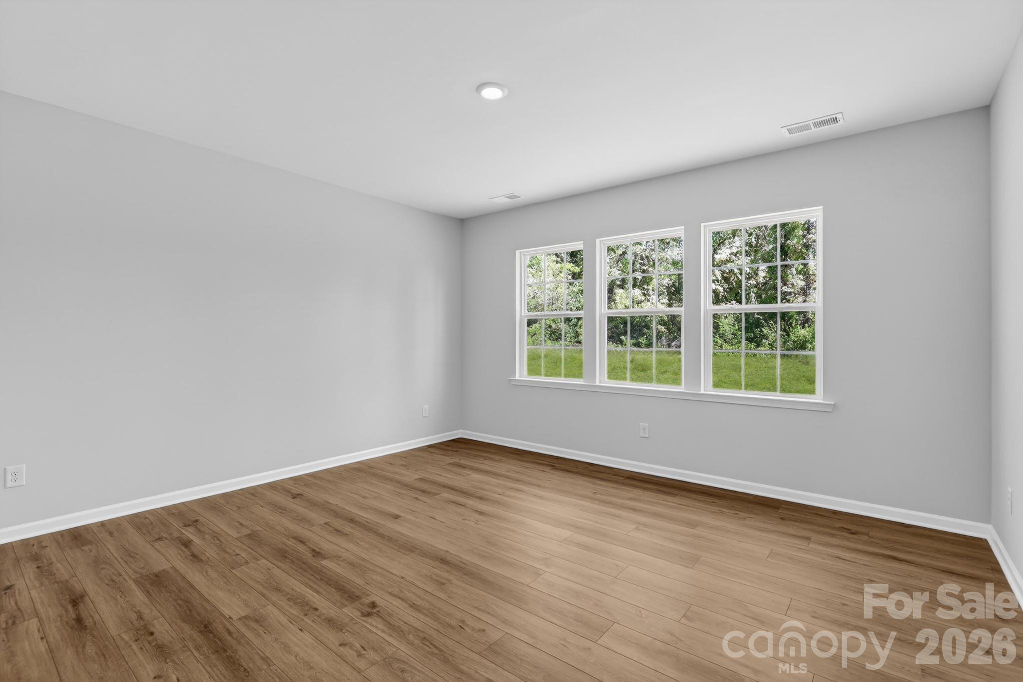 Roselyn - Residential