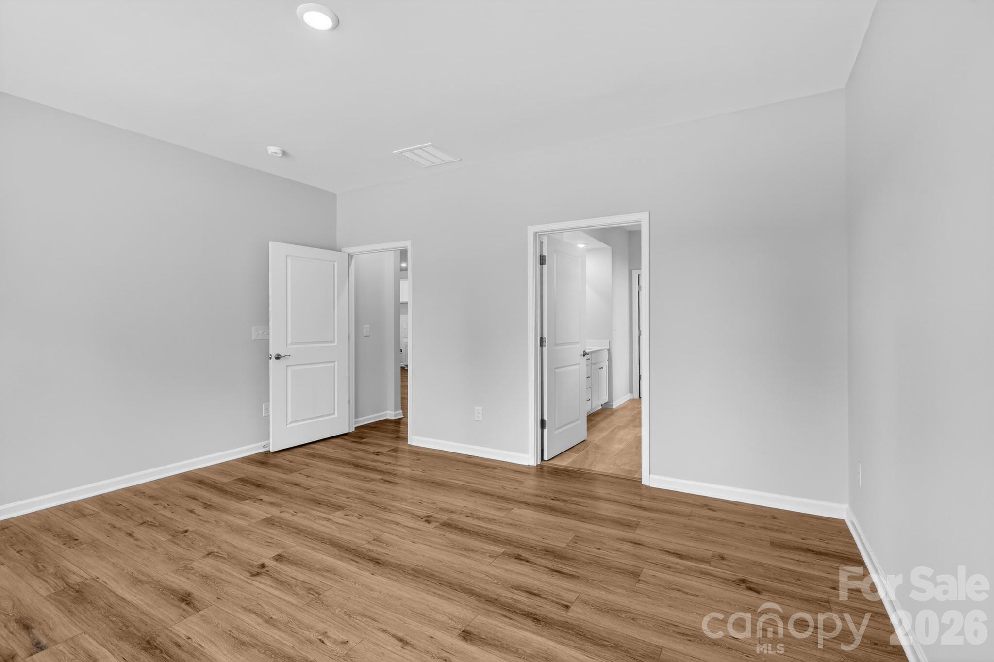 Roselyn - Residential