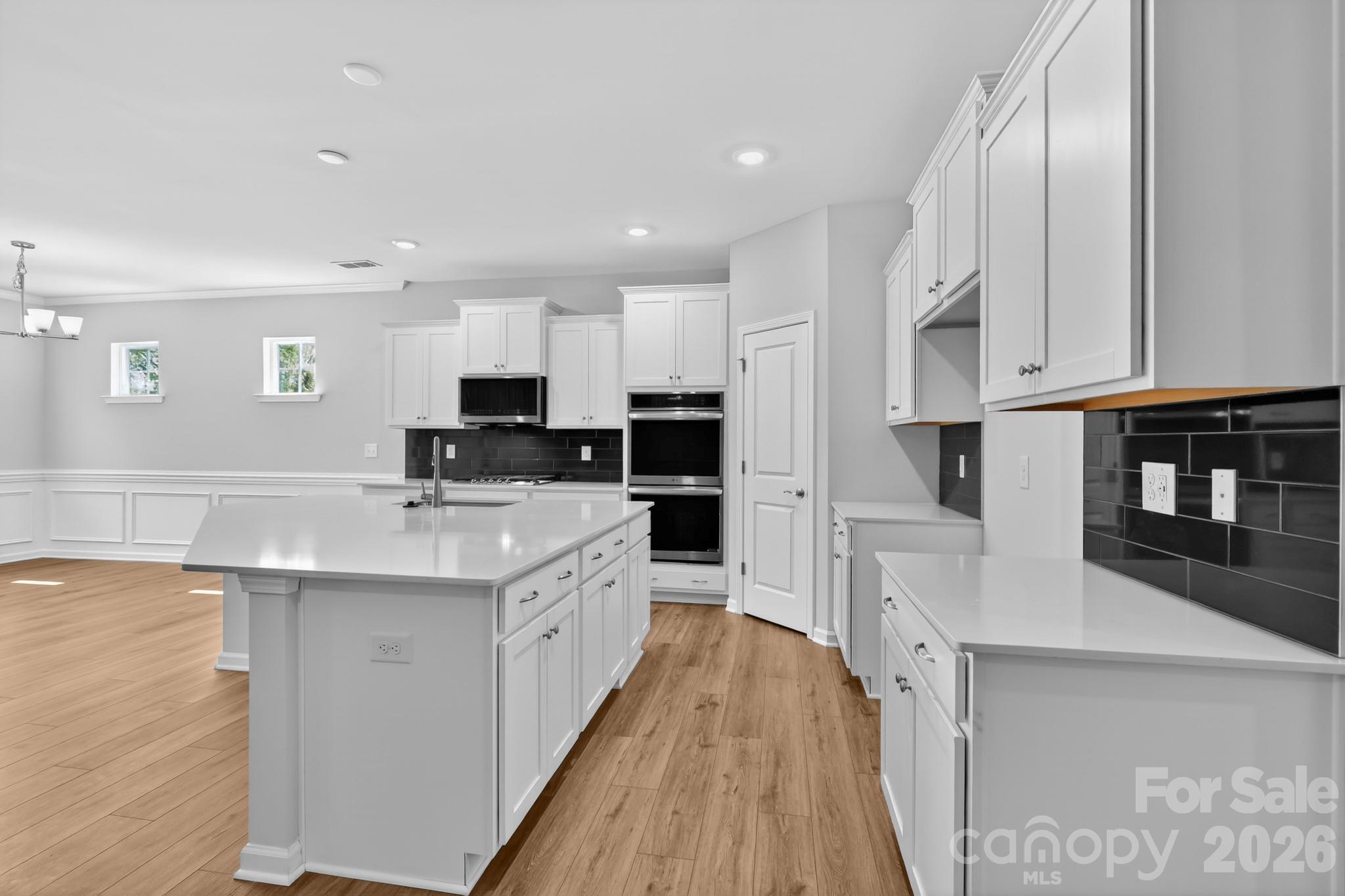 Roselyn - Residential