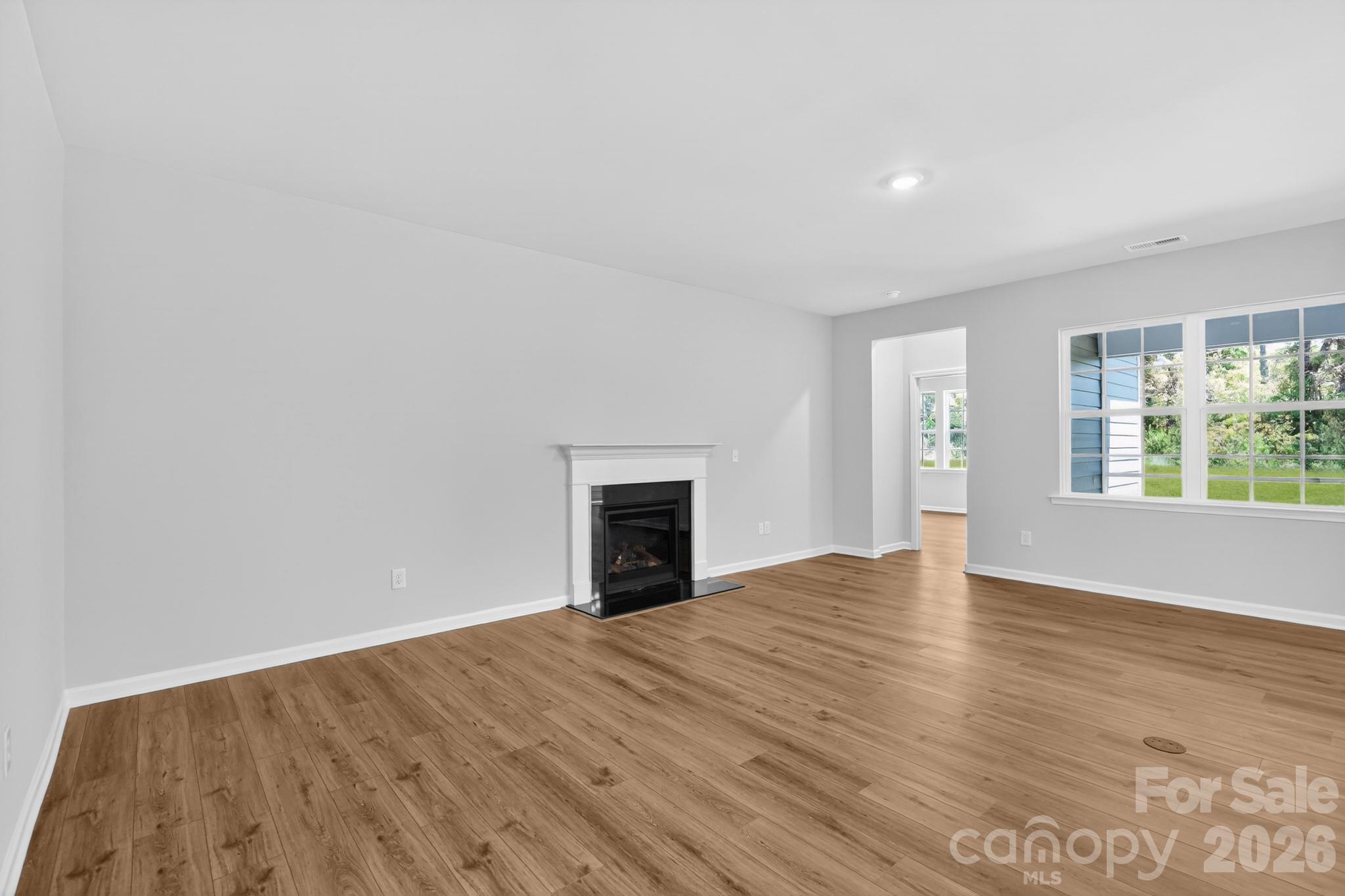 Roselyn - Residential