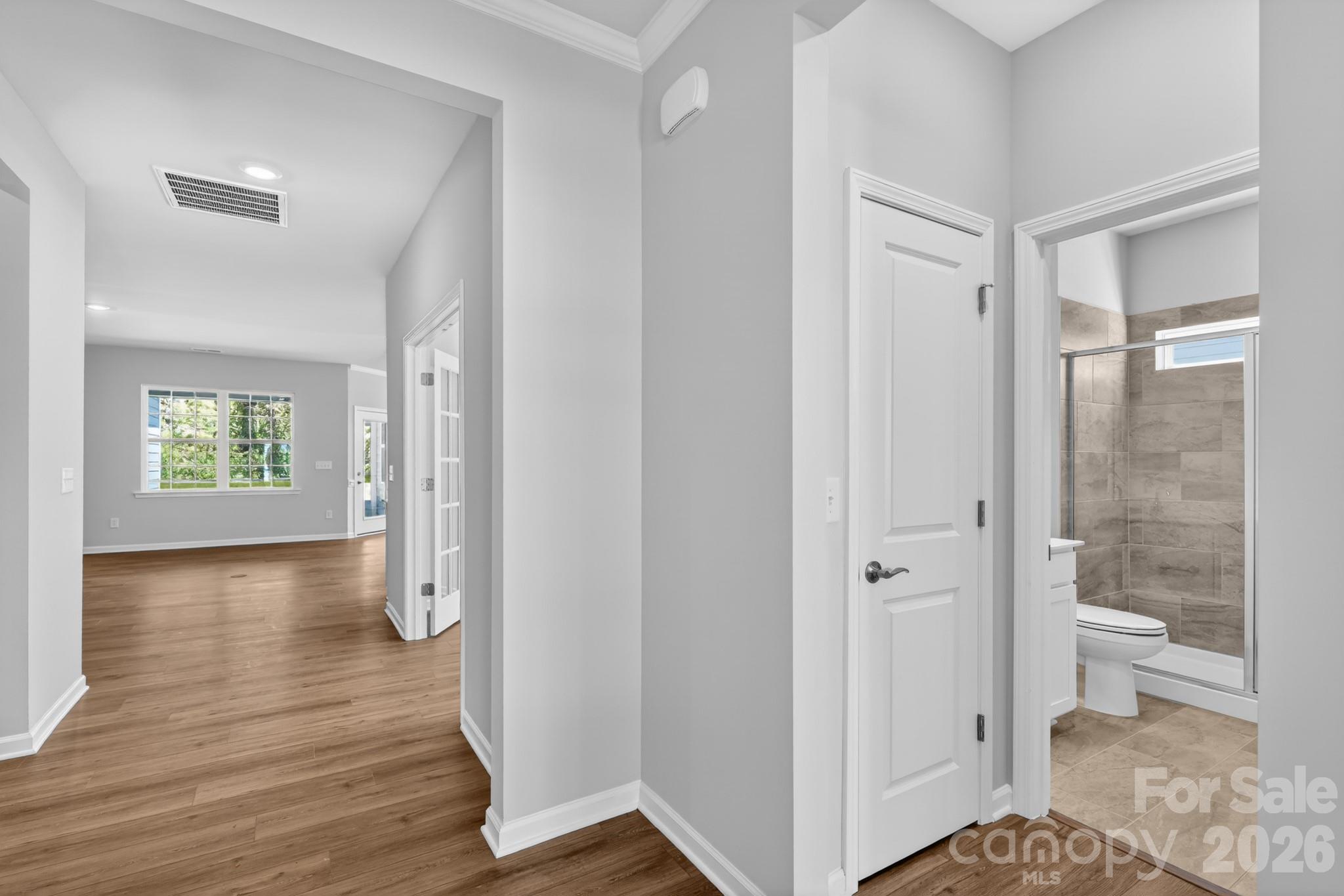 Roselyn - Residential