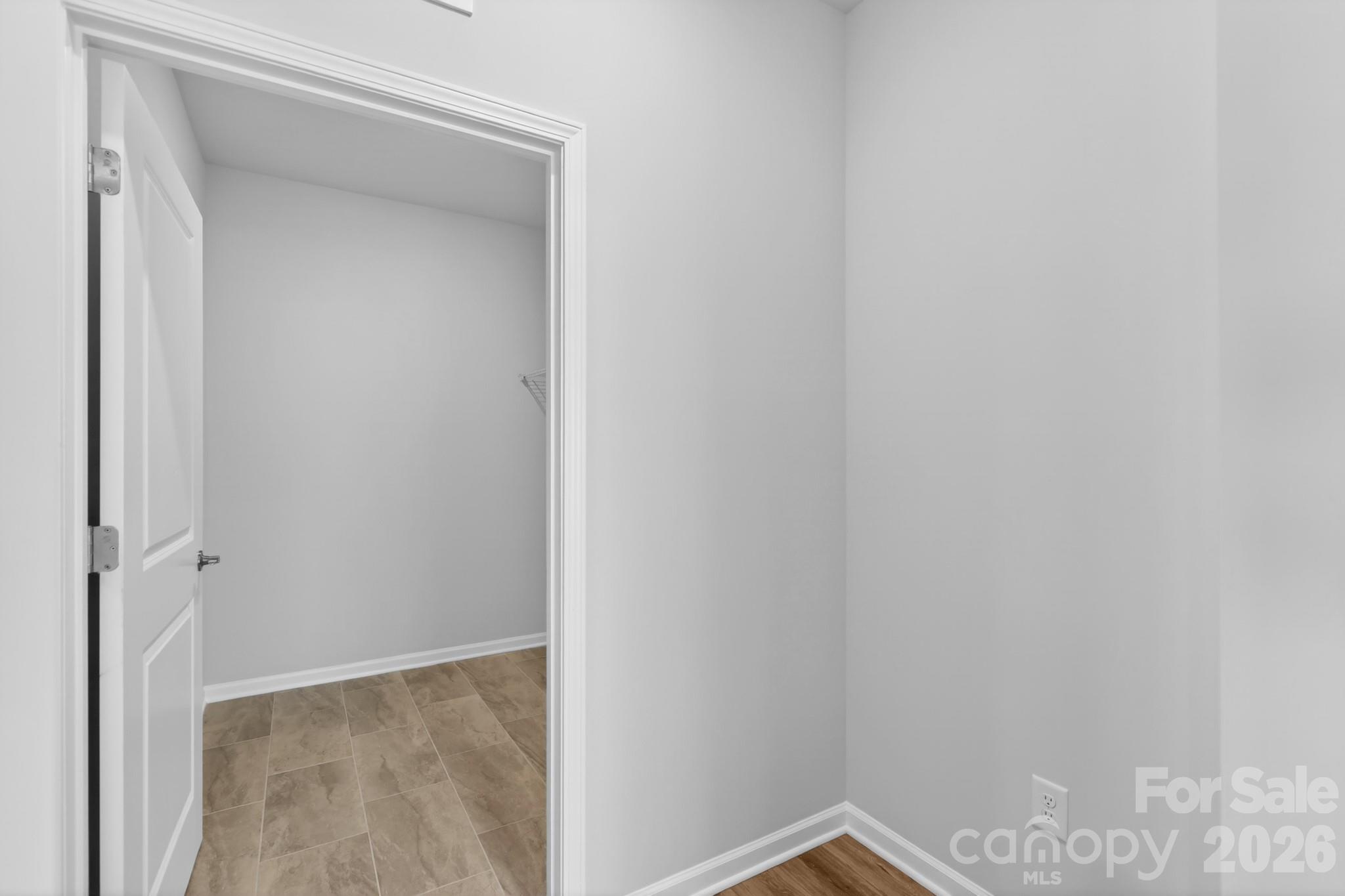 Roselyn - Residential