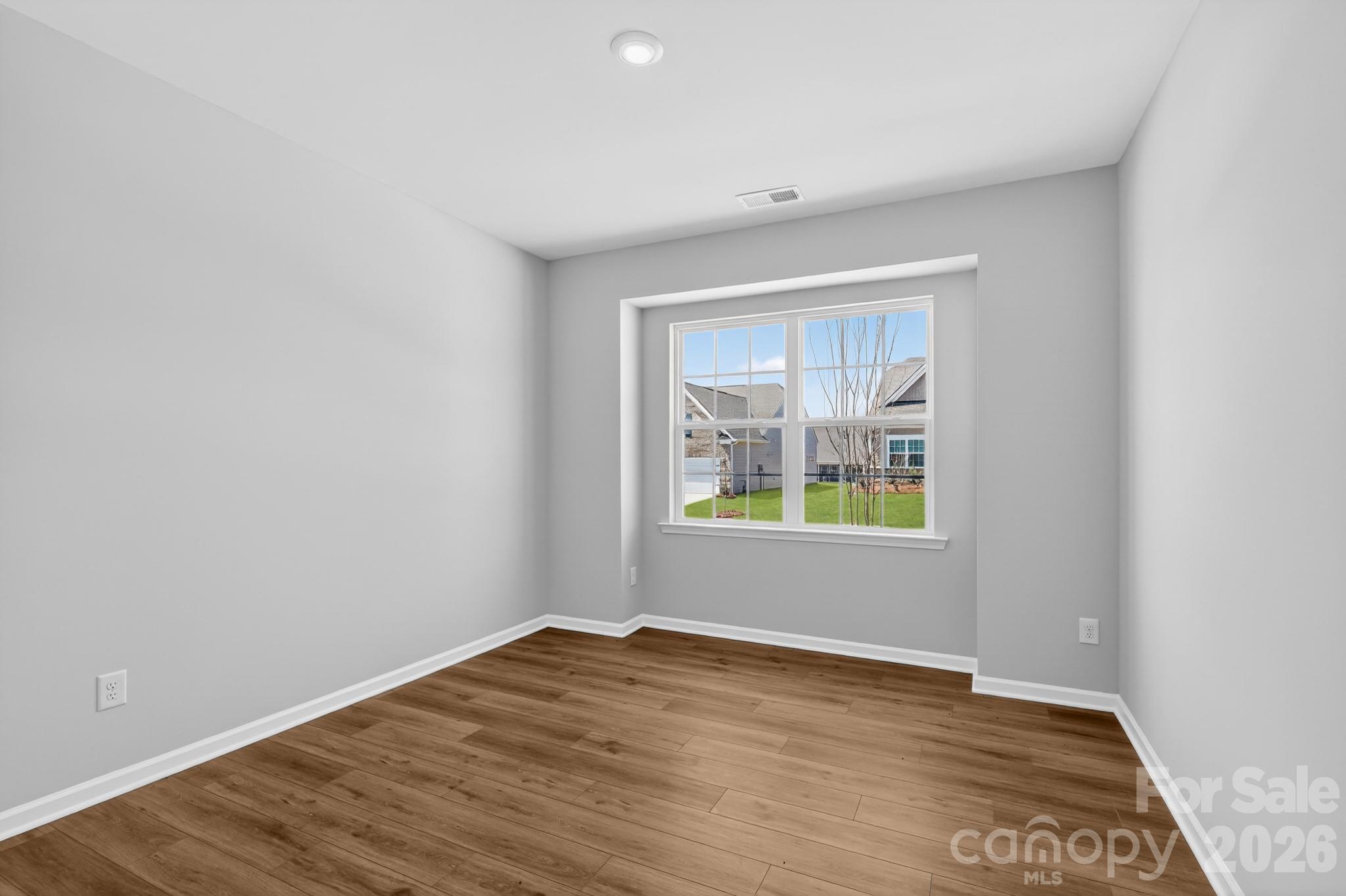 Roselyn - Residential