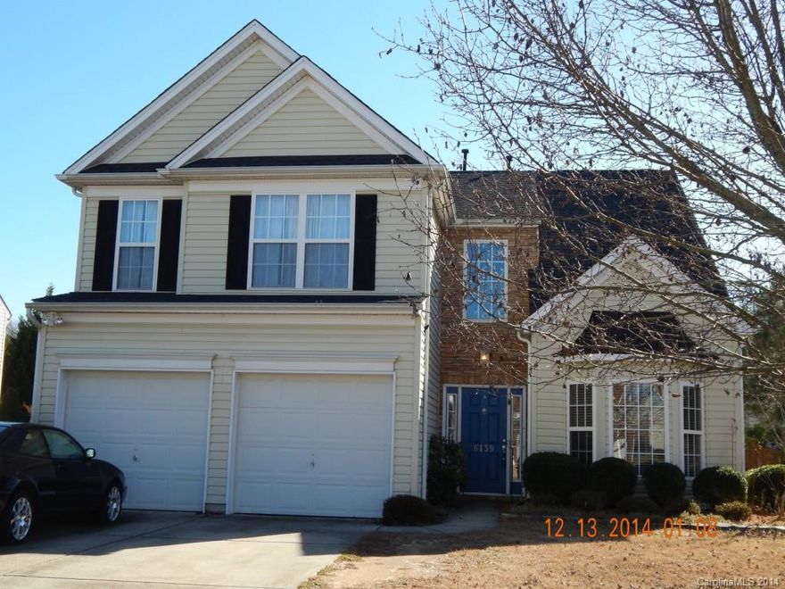 Beautiful home.  Priced to sale.  Many upgrades, including fresh interior paint, new wood flooring in downstairs, Kitchen upgraded with gorgeous glass tile backsplash.  Formal DR & LR Kitchen w/bfst area.  Crown, chair rail & picture frame moldings.  Many new lighting fixtures.  Roof approx. 1 year old.  HVAC approx 1 1/2 years old.  Fantastic floor plan with good sized back yard.