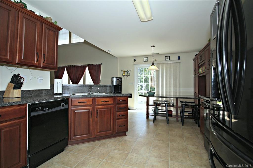 Mallard Pointe - Residential