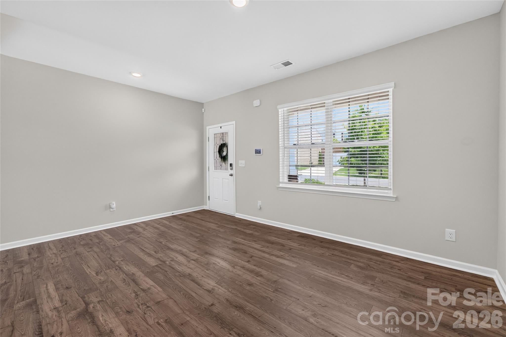 5040 Deisy May Lane