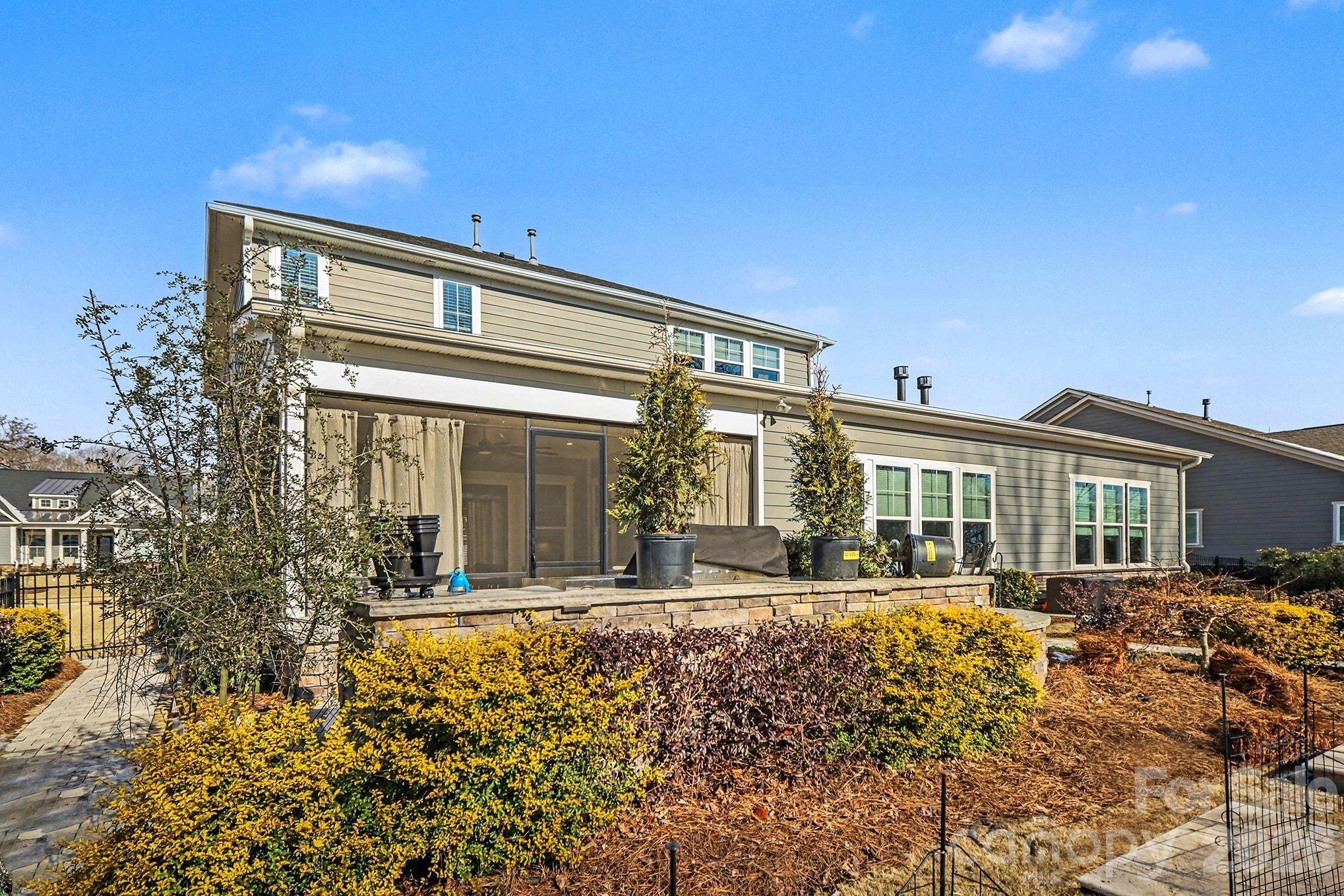 McLean - South Shore - Residential