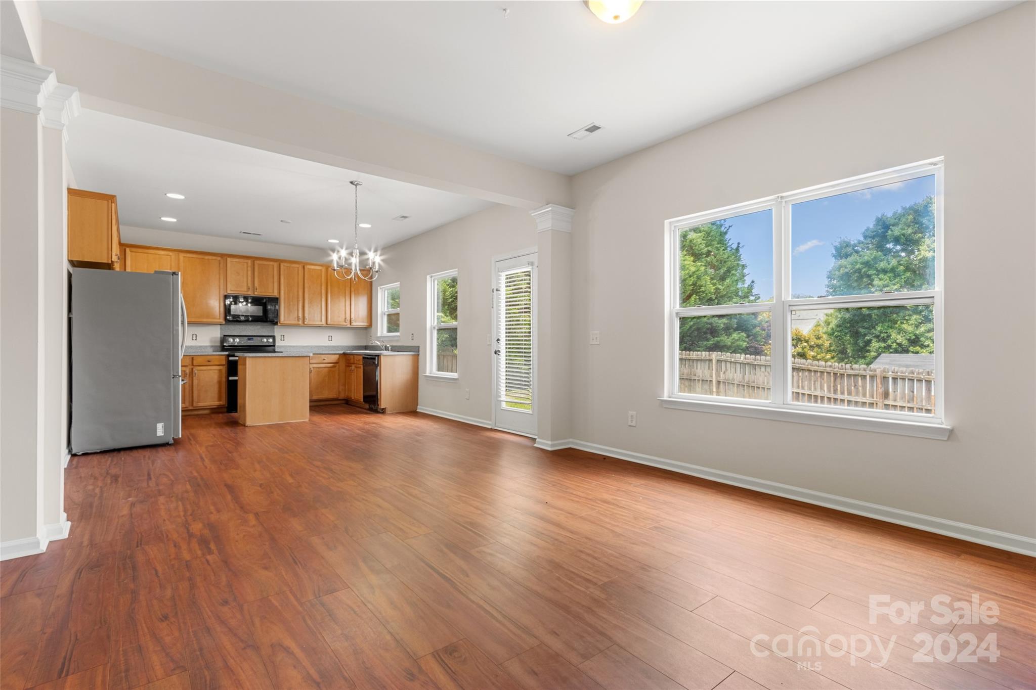 Sandy Pointe - Residential