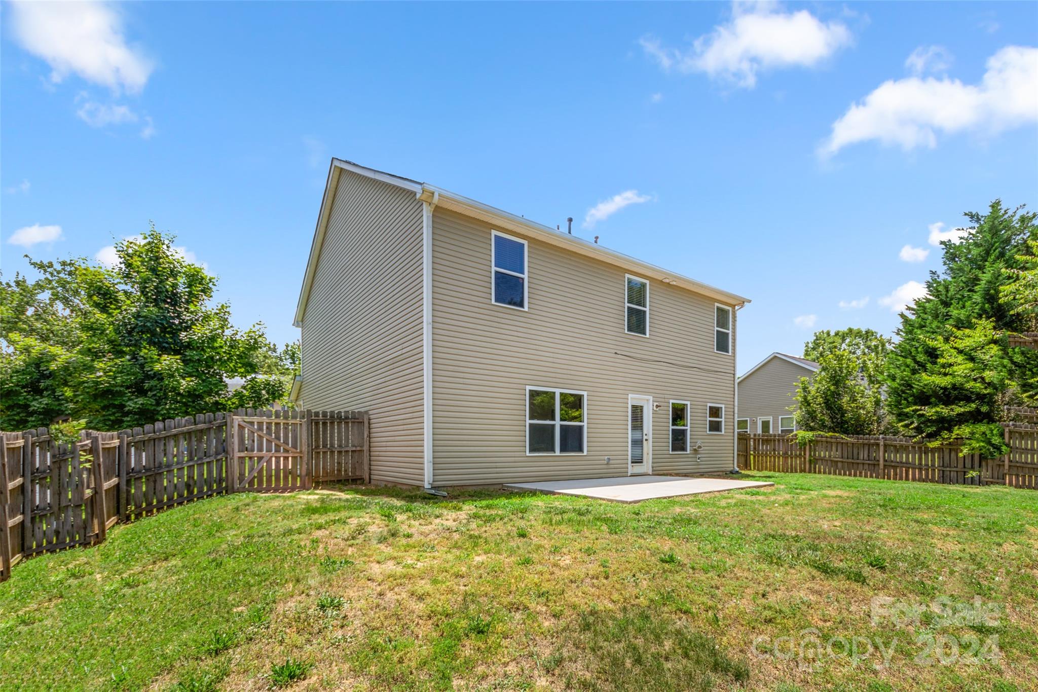 Sandy Pointe - Residential