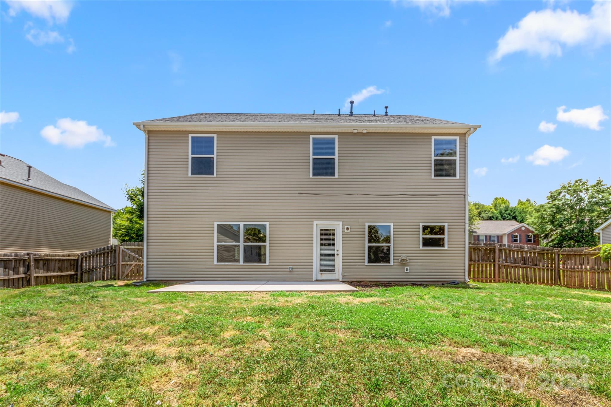 Sandy Pointe - Residential