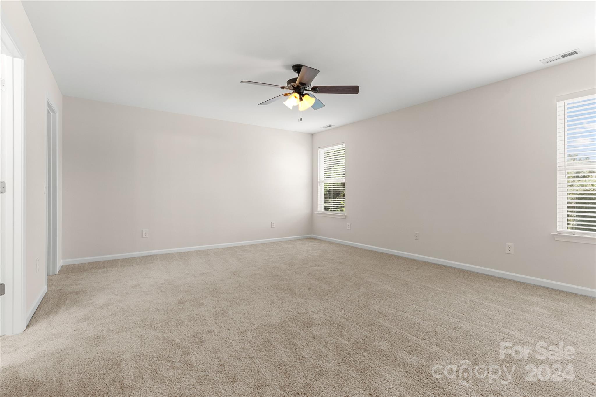 Sandy Pointe - Residential