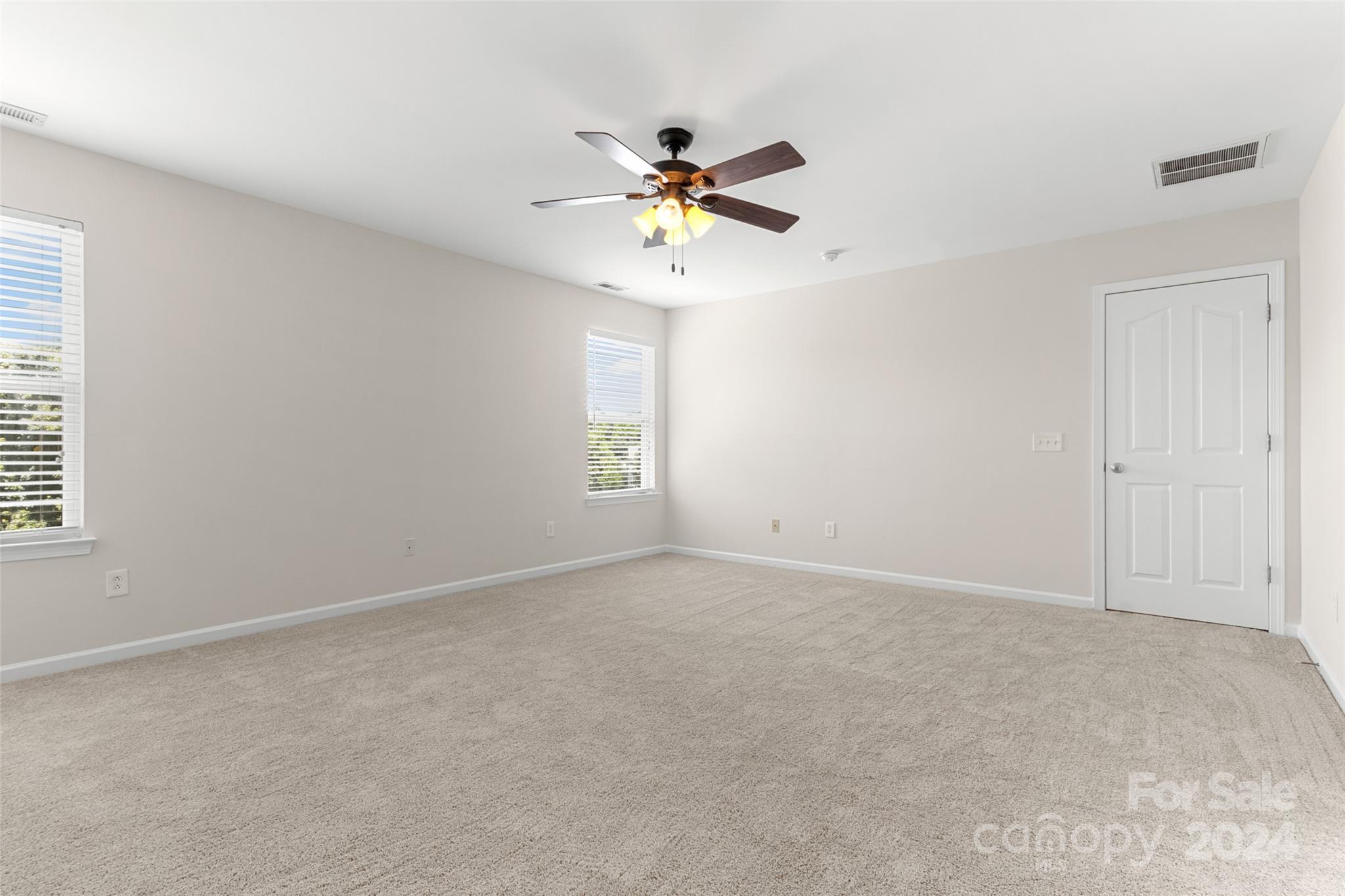 Sandy Pointe - Residential