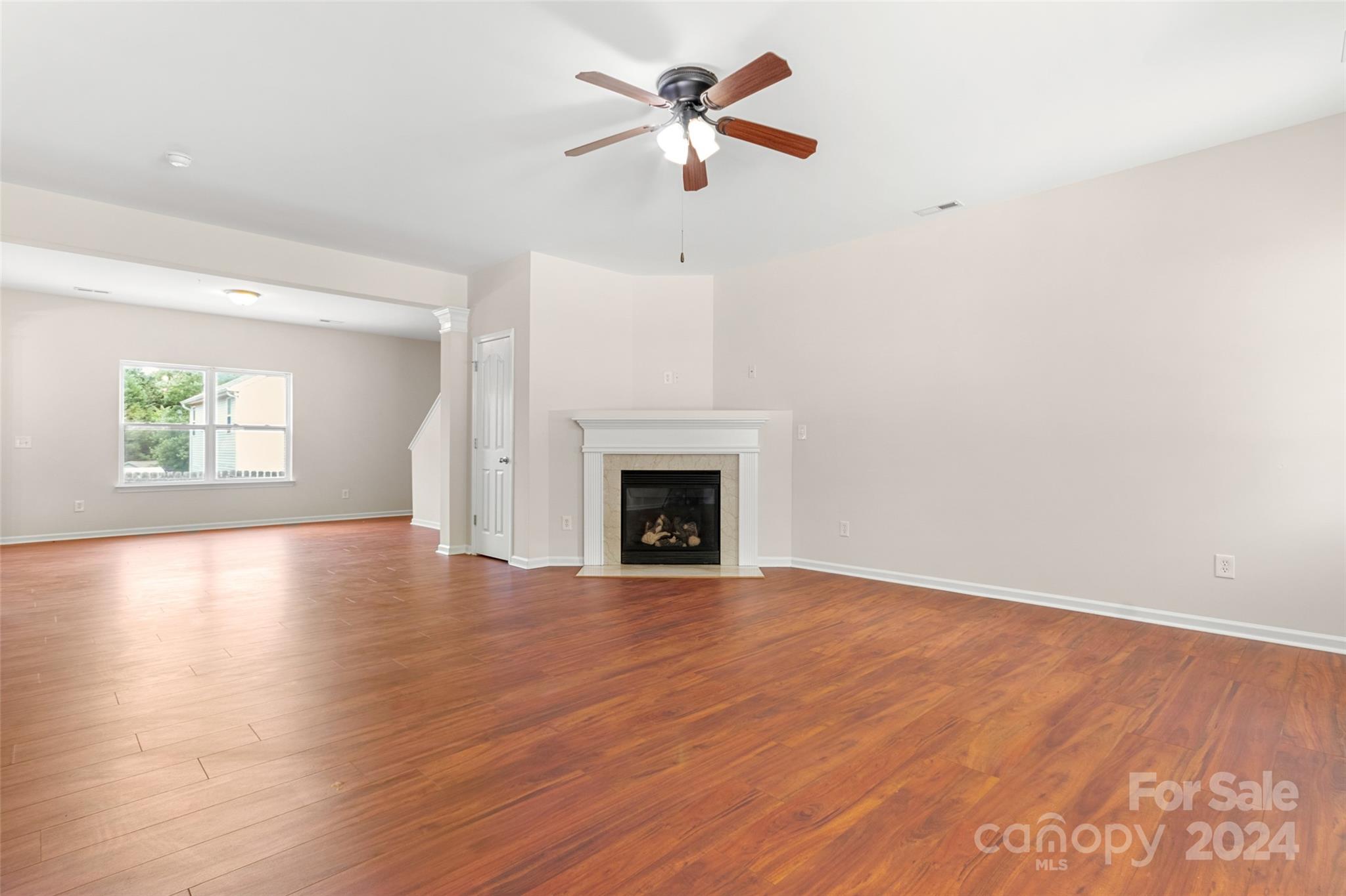 Sandy Pointe - Residential