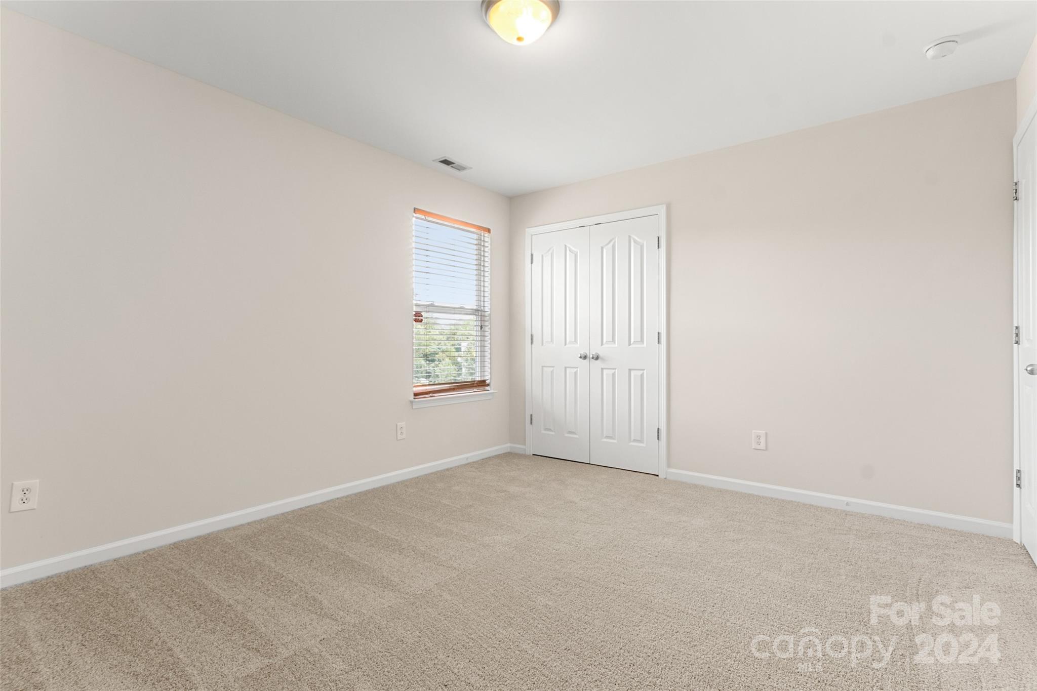 Sandy Pointe - Residential